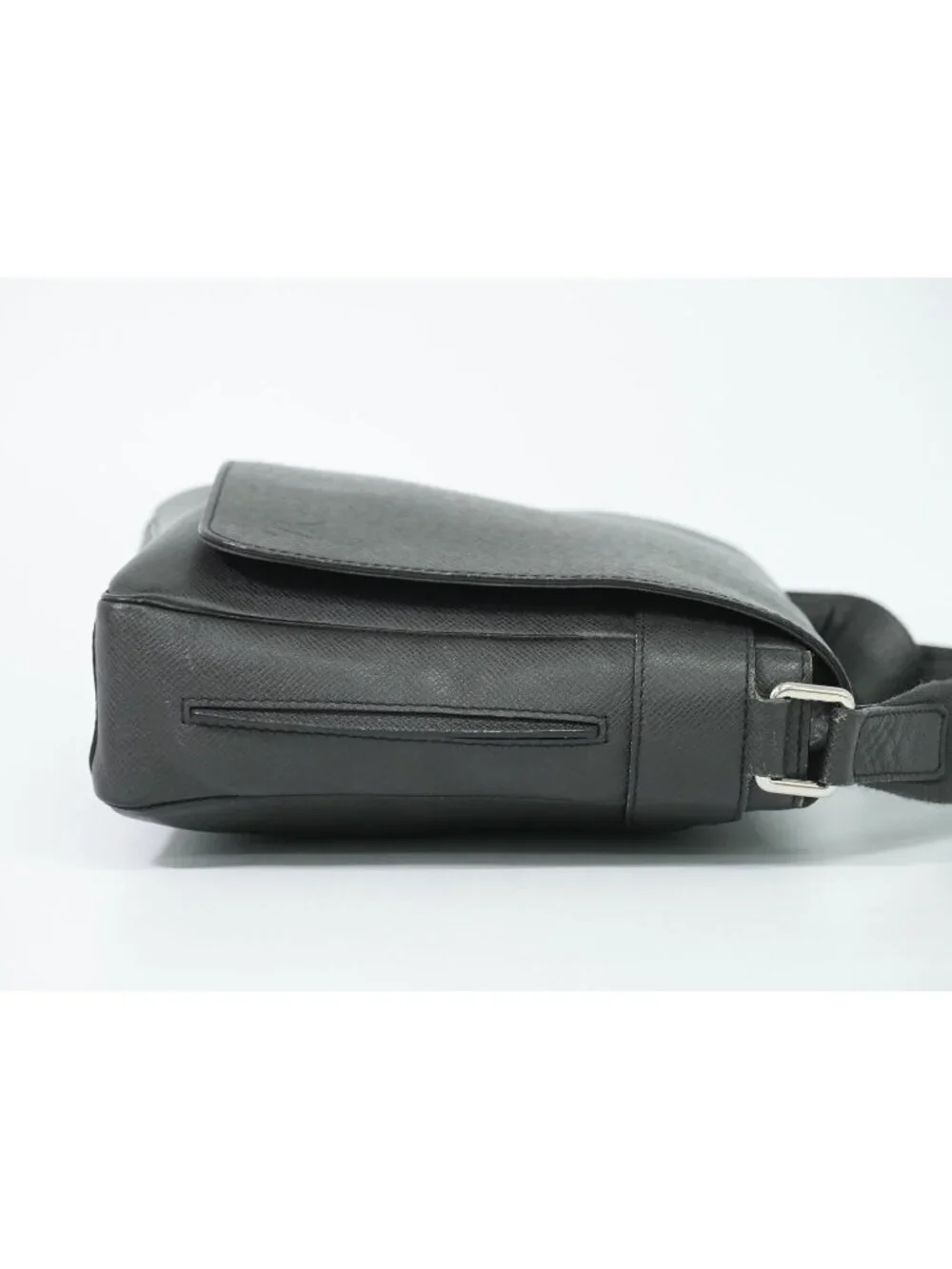 Louis Vuitton LV PM Taiga Leather Shoulder Bag Ardoise Black Second